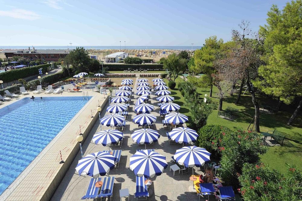 Hotel Palace Bibione Zewnętrze zdjęcie